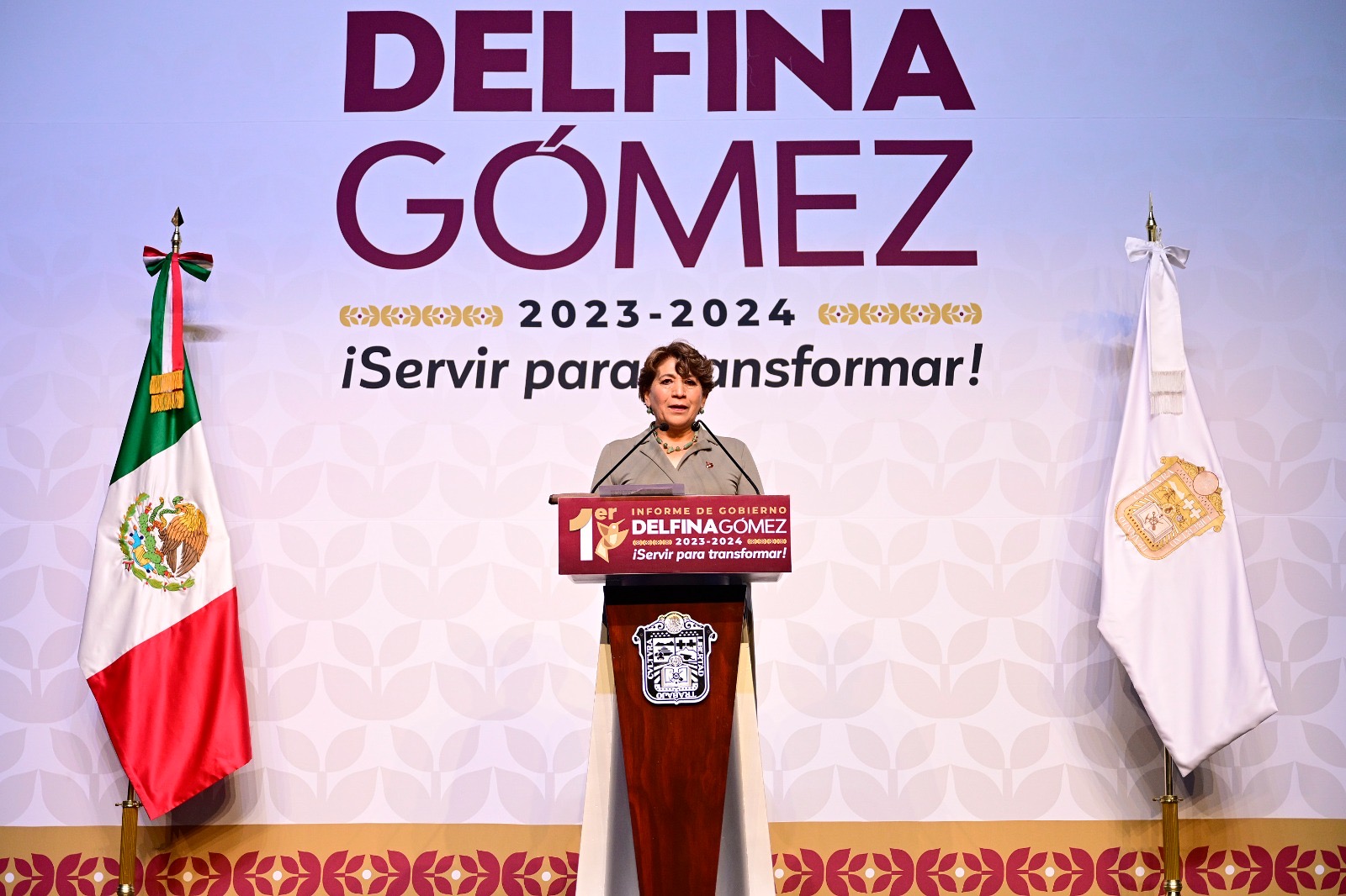 Como un gobierno cercano a la gente, define Delfina Gómez su administración