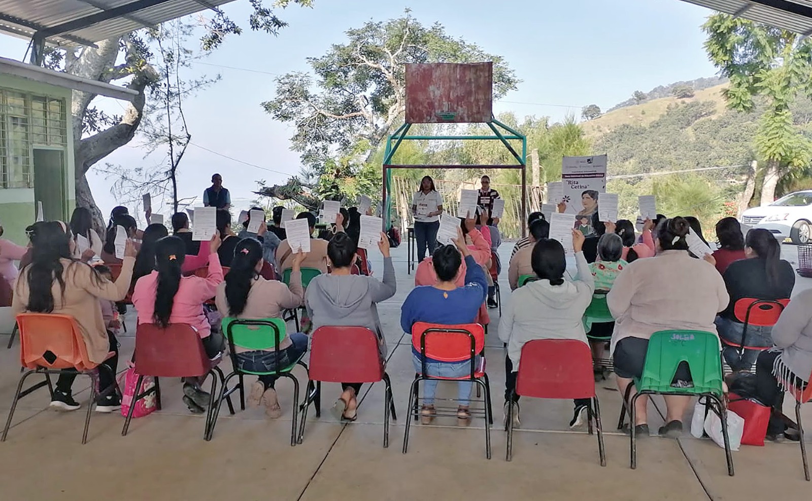 Abierto el registro en línea para la Beca Universal de Educación Básica “Rita Cetina” en el Edomex